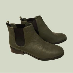 NEW Cole Haan Landsman Leather Olive Green & Brown Chelsea Ankle Boots Women’s 9